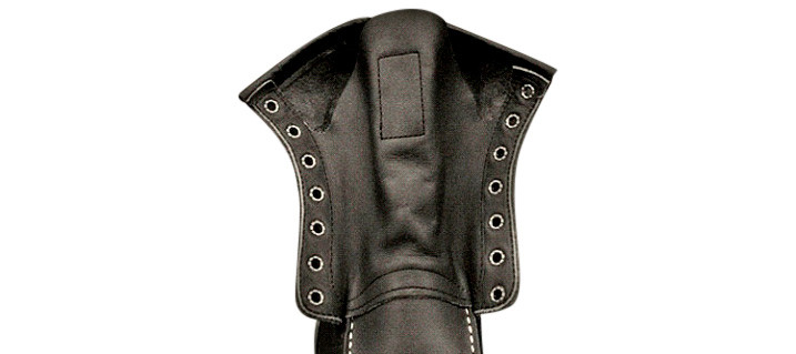 Motorcycle Boots Equipped With Strings