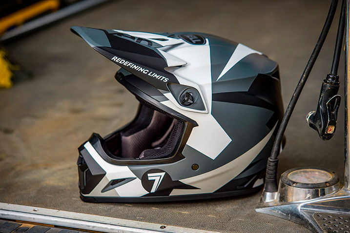 Full Face Helmet With Built In Chin Bar